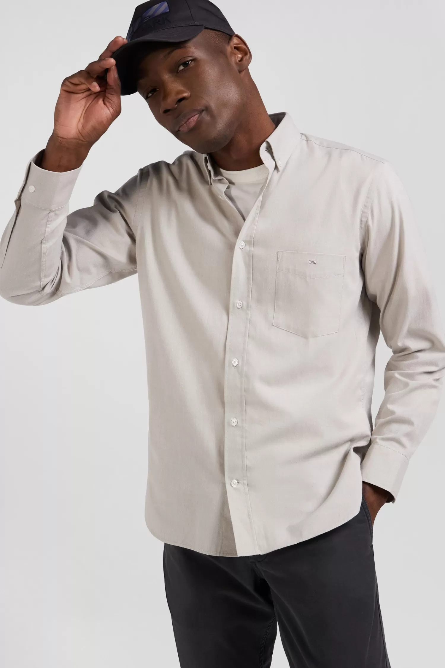 regular_plain_grey_cotton_twill_shirt_with_buttondown_collar_2.webp Eden Park Regular plain grey cotton twill shirt with button-down collar< Shirts