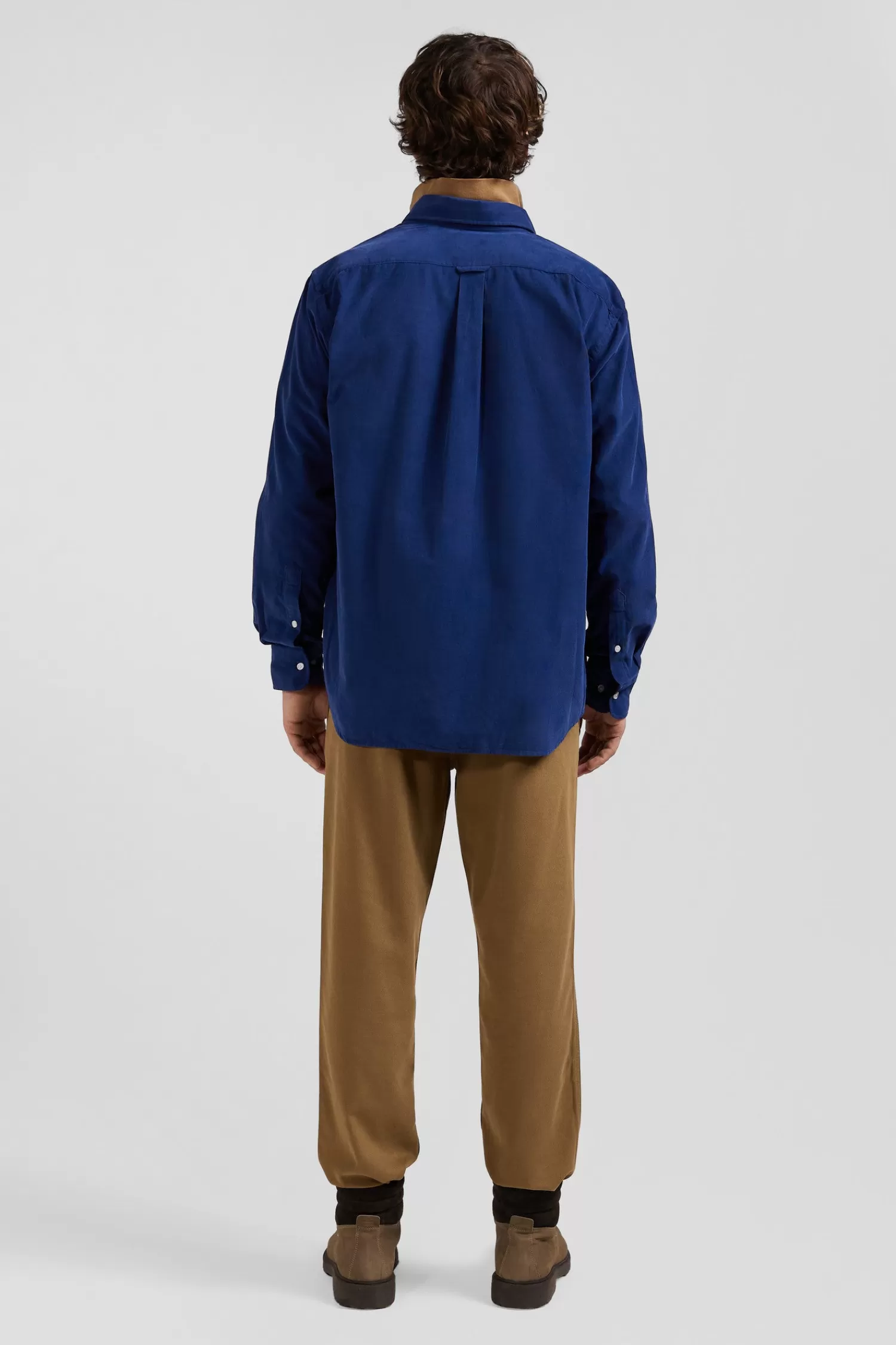 regular_plain_indigo_blue_cotton_shirt_with_buttondown_collar_and_chest_pocket_5.webp Eden Park Regular plain indigo blue cotton shirt with button-down collar and chest pocket< Shirts