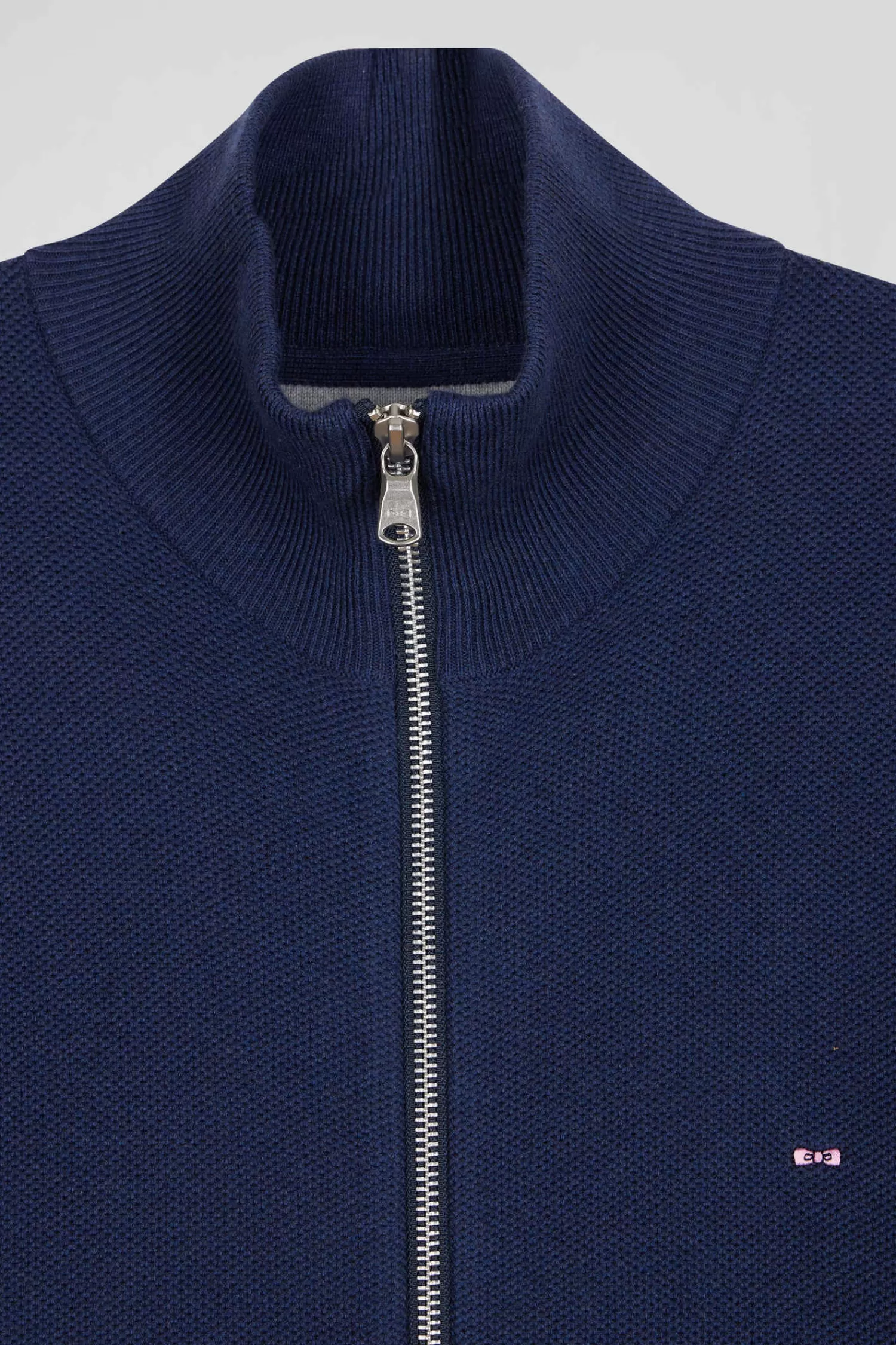 regular_plain_navy_blue_cotton_high_collar_zipped_cardigan_6.webp Eden Park Regular plain navy blue cotton high collar zipped cardigan< Cardigans