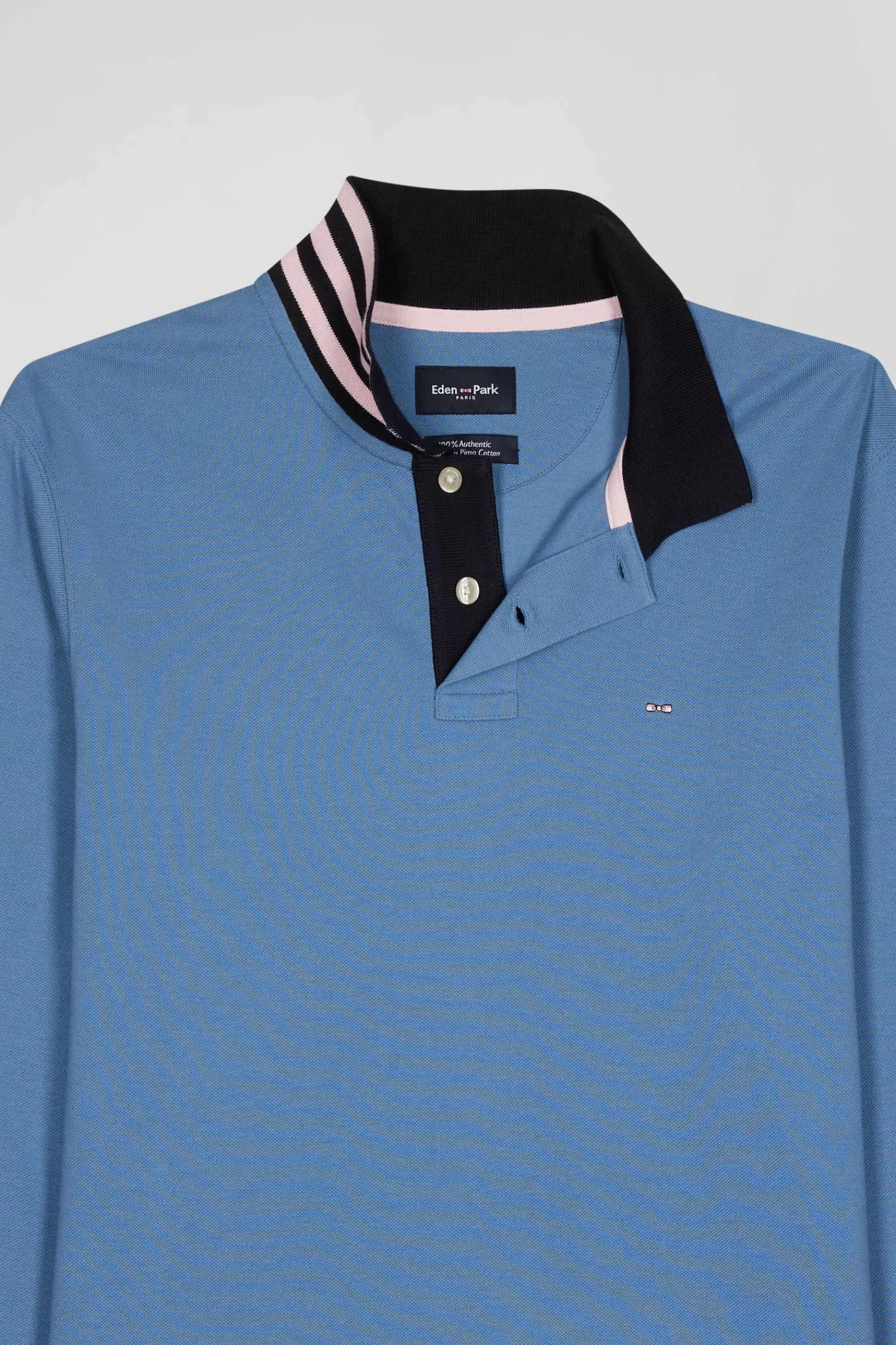 regular_sky_blue_longsleeved_cotton_piqu_polo_shirt_with_striped_collar_6.webp Eden Park Regular sky blue long-sleeved cotton piqué polo shirt with striped collar< Polos
