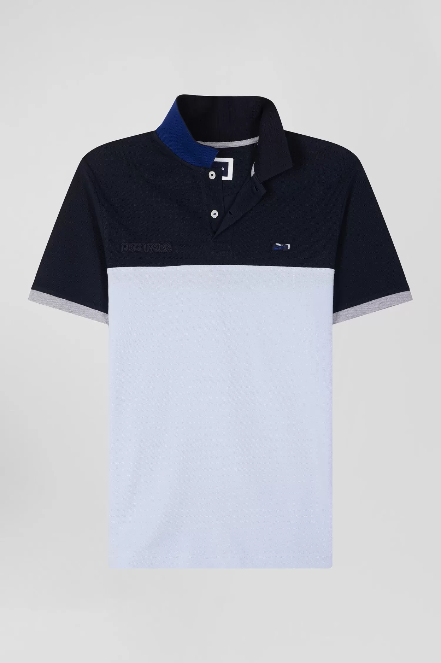 Eden Park Regular sky blue short-sleeved cotton piqué polo shirt with bow tie embroidery and contrasting details< Polos