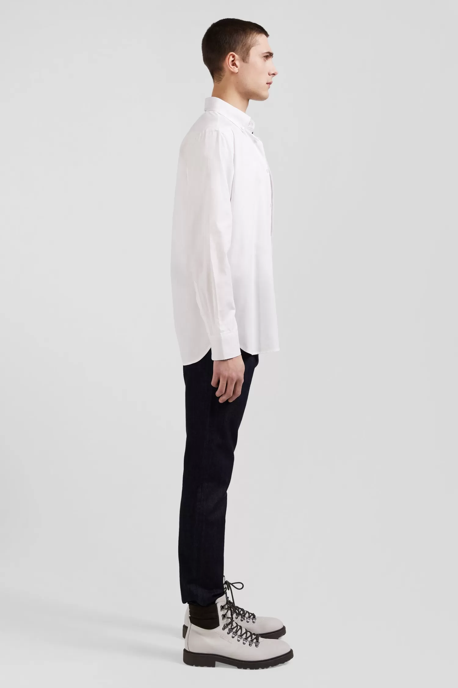 regular_white_cotton_shirt_with_back_n_embroidery_4.webp Eden Park Regular white cotton shirt with back N°10 embroidery< Shirts