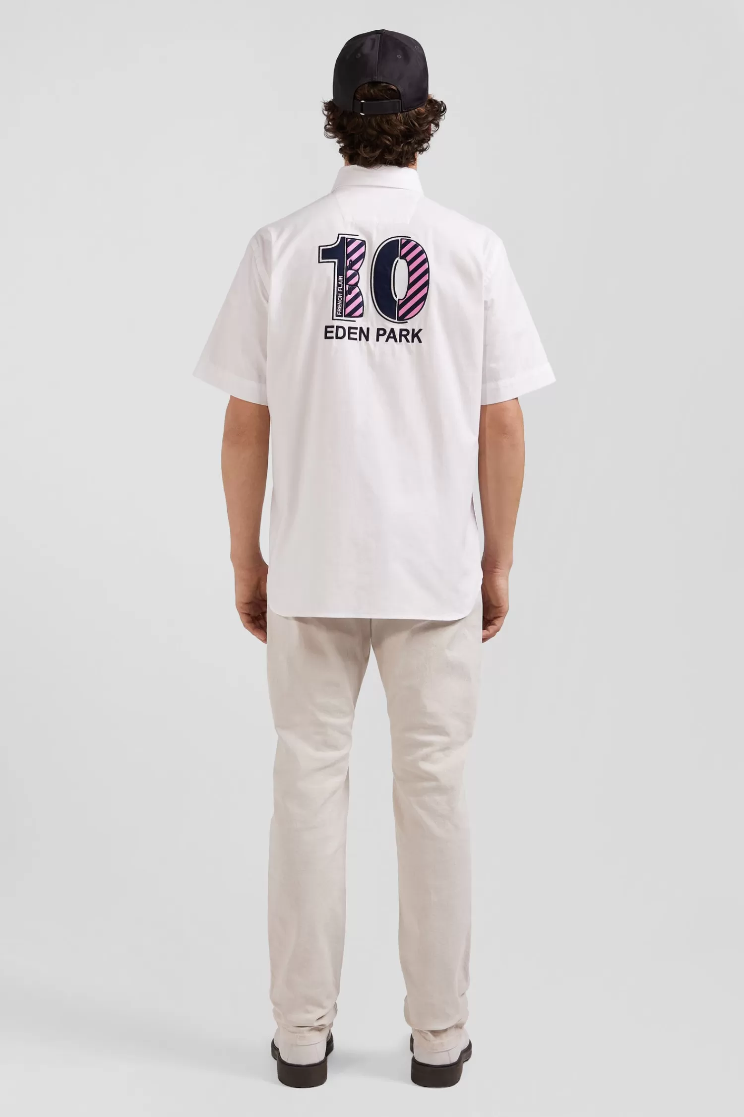 regular_white_cotton_shortsleeved_shirt_with_back__embroidery_5.webp Eden Park Regular white cotton short-sleeved shirt with back 10 embroidery< Short-sleeved Shirts