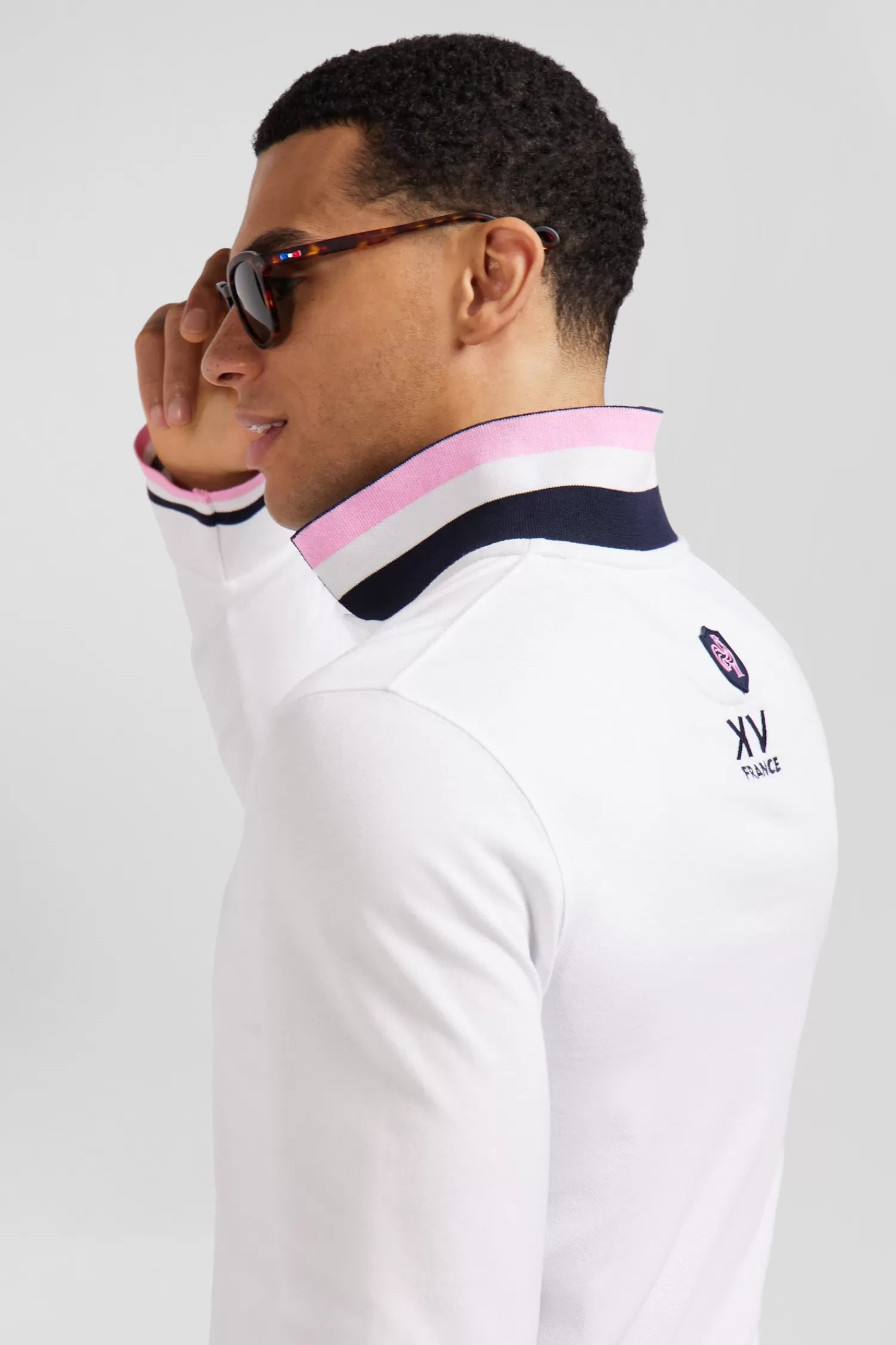 regular_white_longsleeved_cotton_piqu_polo_shirt_with_xv_de_france_embroidery_2.webp Eden Park Regular white long-sleeved cotton piqué polo shirt with XV de France embroidery< Polos