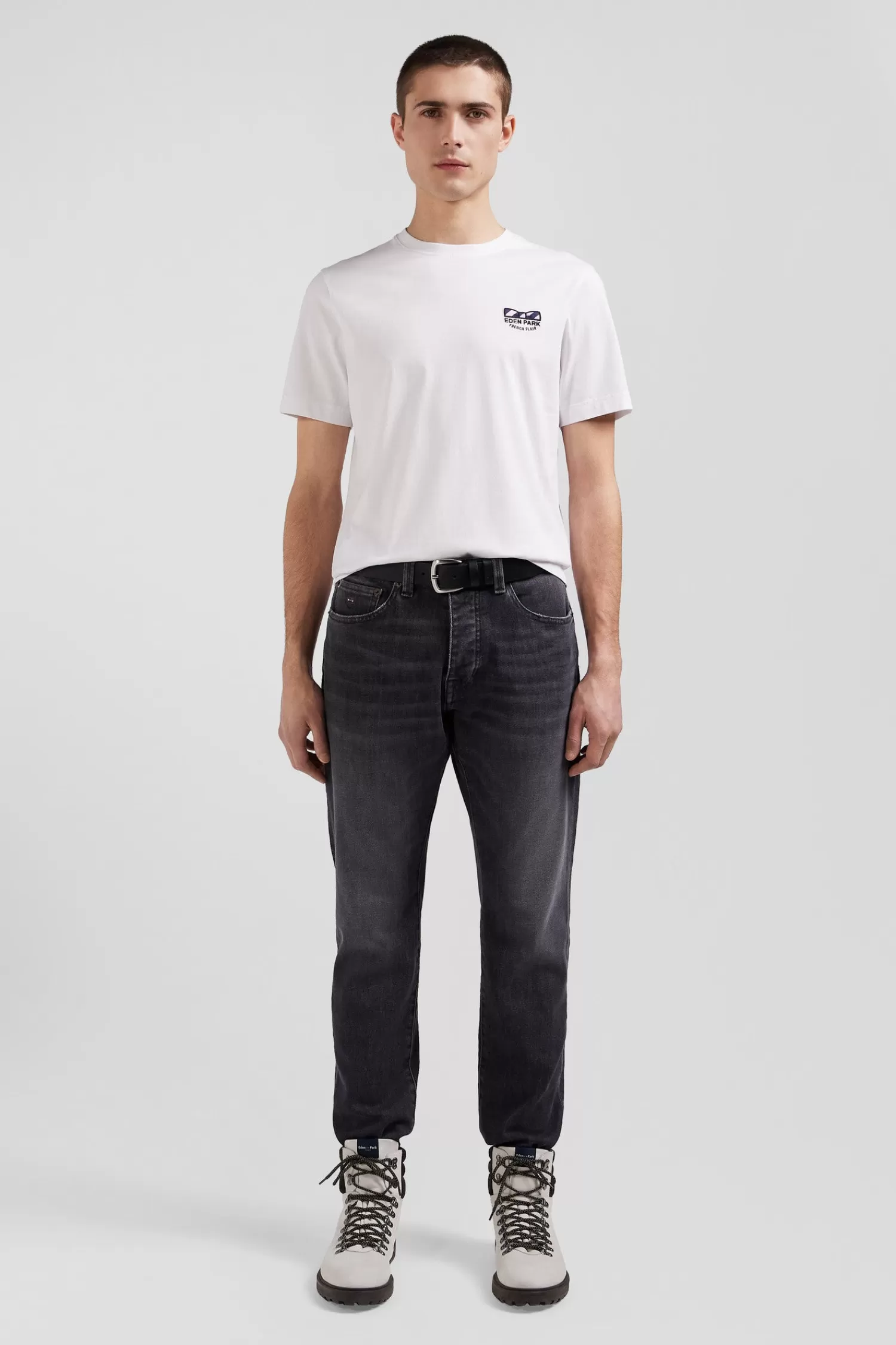 Eden Park Regular white short-sleeved cotton T-shirt with tie patchwork emblem< T-shirts