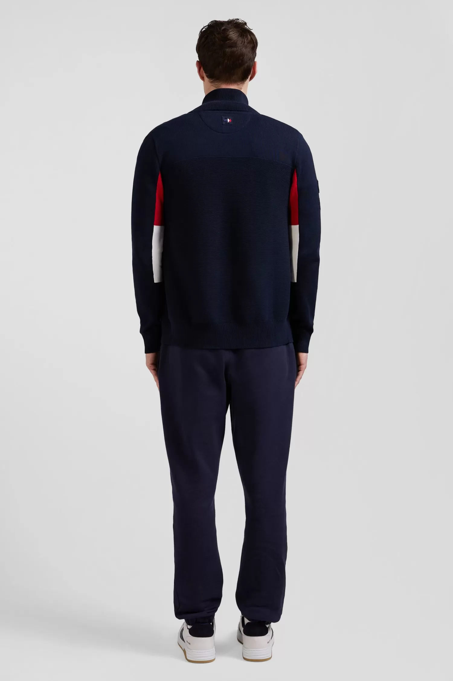 regular_xv_de_france_navy_blue_cotton_zipped_cardigan_with_tricolour_details_5.webp Eden Park Regular XV de France navy blue cotton zipped cardigan with tricolour details< Cardigans