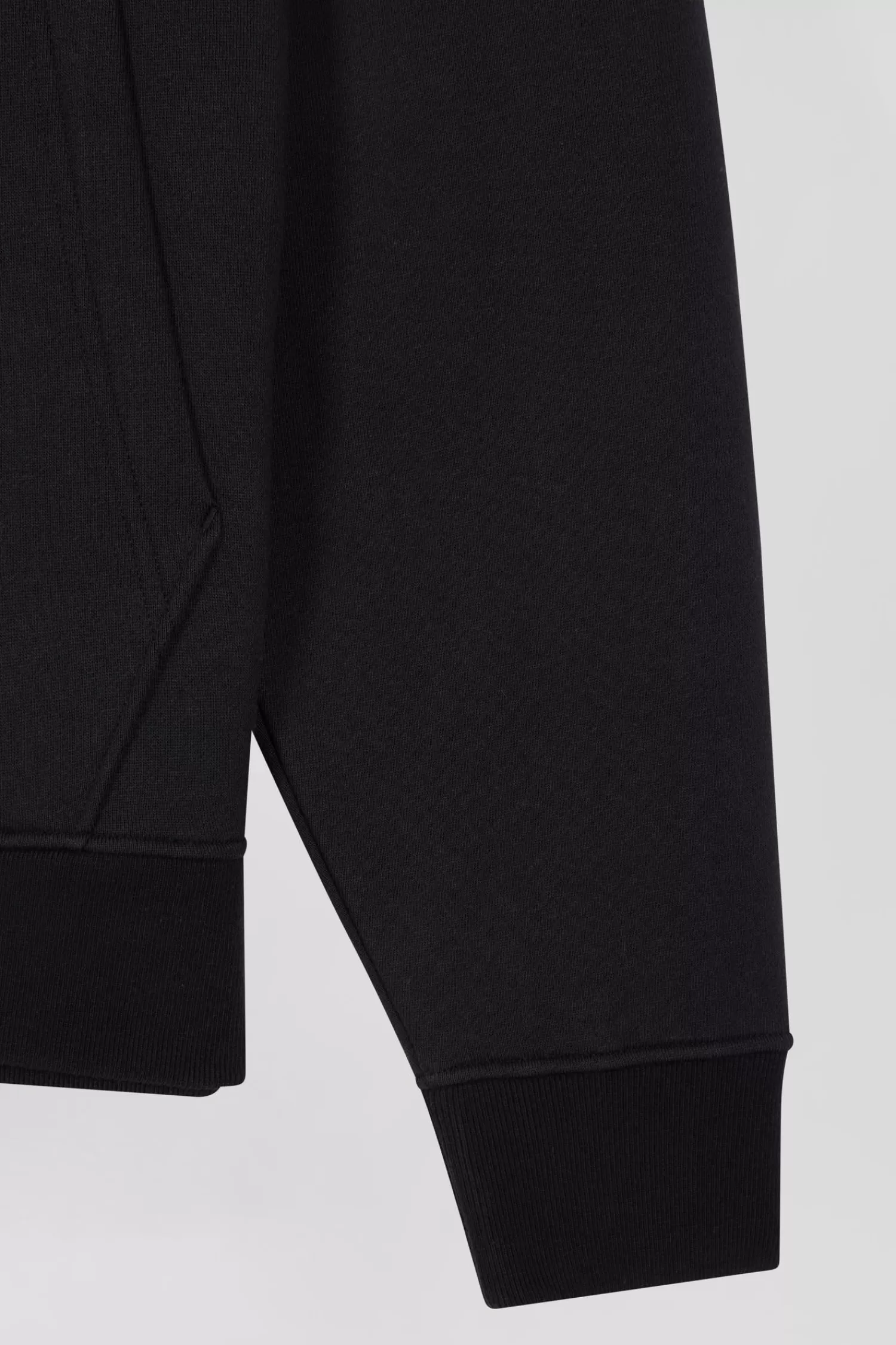 relaxed_black_cotton_sweatshirt_with_rugby_shirt_collar_7.webp Eden Park Relaxed black cotton sweatshirt with rugby shirt collar< Sweatshirts