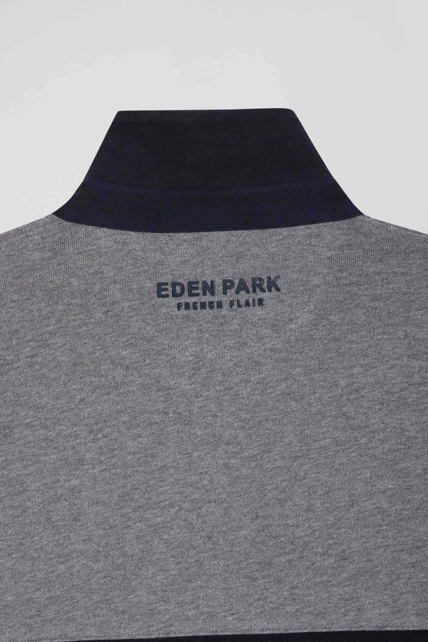 relaxed_grey_embroidered_longsleeved_cotton_rugby_shirt_8.webp Eden Park Relaxed grey embroidered long-sleeved cotton rugby shirt< Rugby Shirts