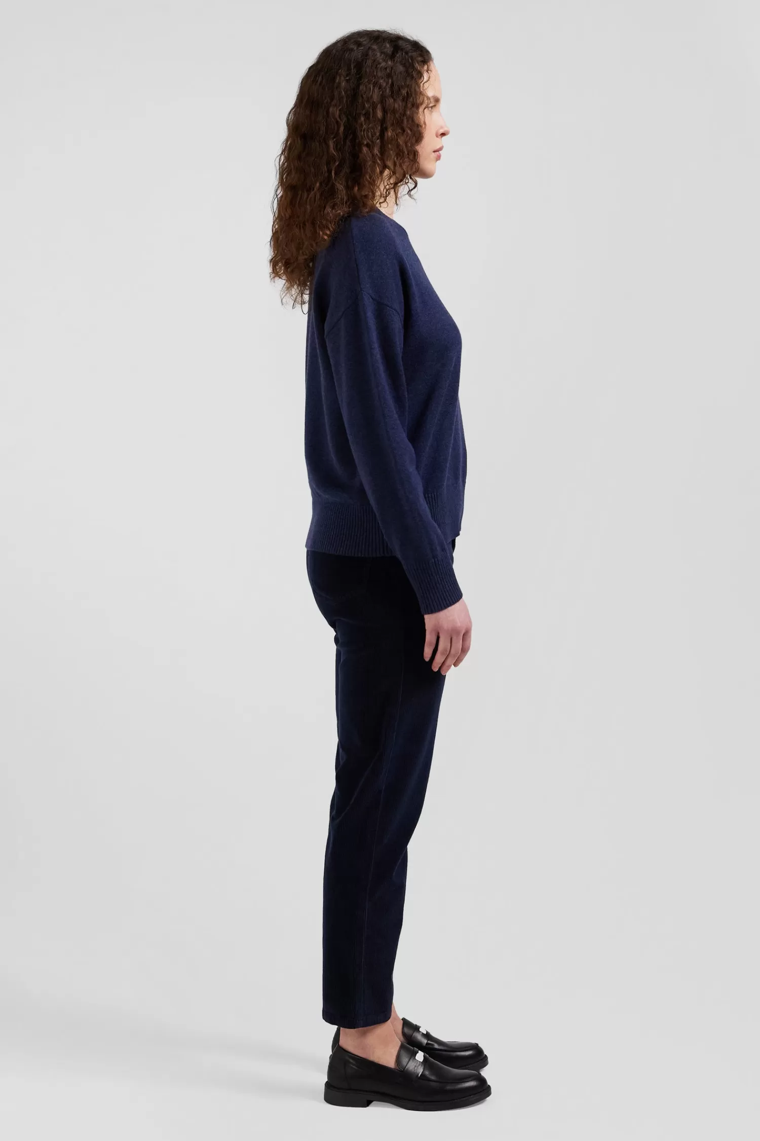 relaxed_navy_wool_and_cotton_crew_neck_jumper_4.webp Eden Park Relaxed navy wool and cotton crew neck jumper<Women Sweaters