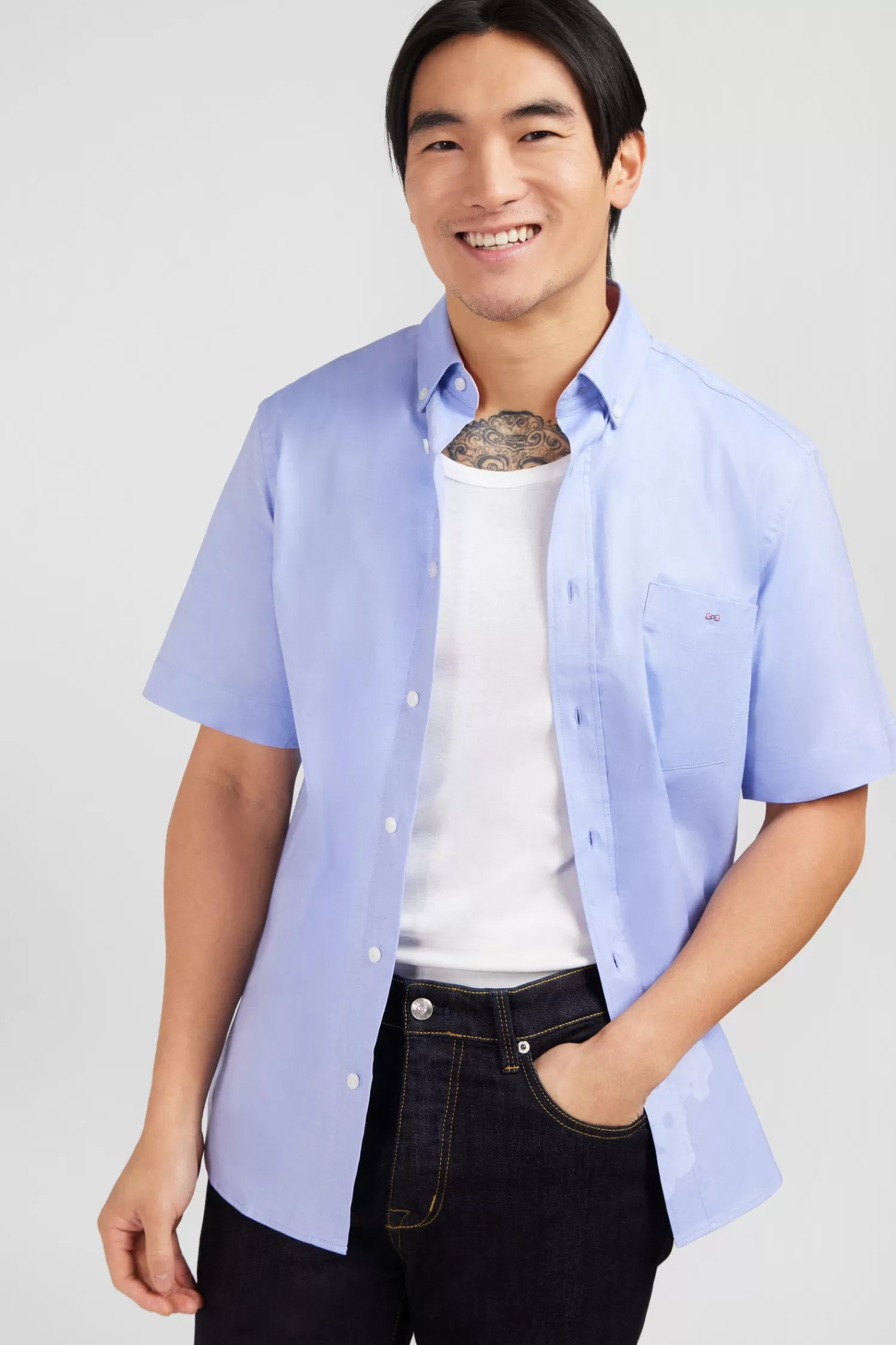 short_sleeved_blue_cotton_shirt_3.webp Eden Park Short sleeved blue cotton shirt< Short-sleeved Shirts