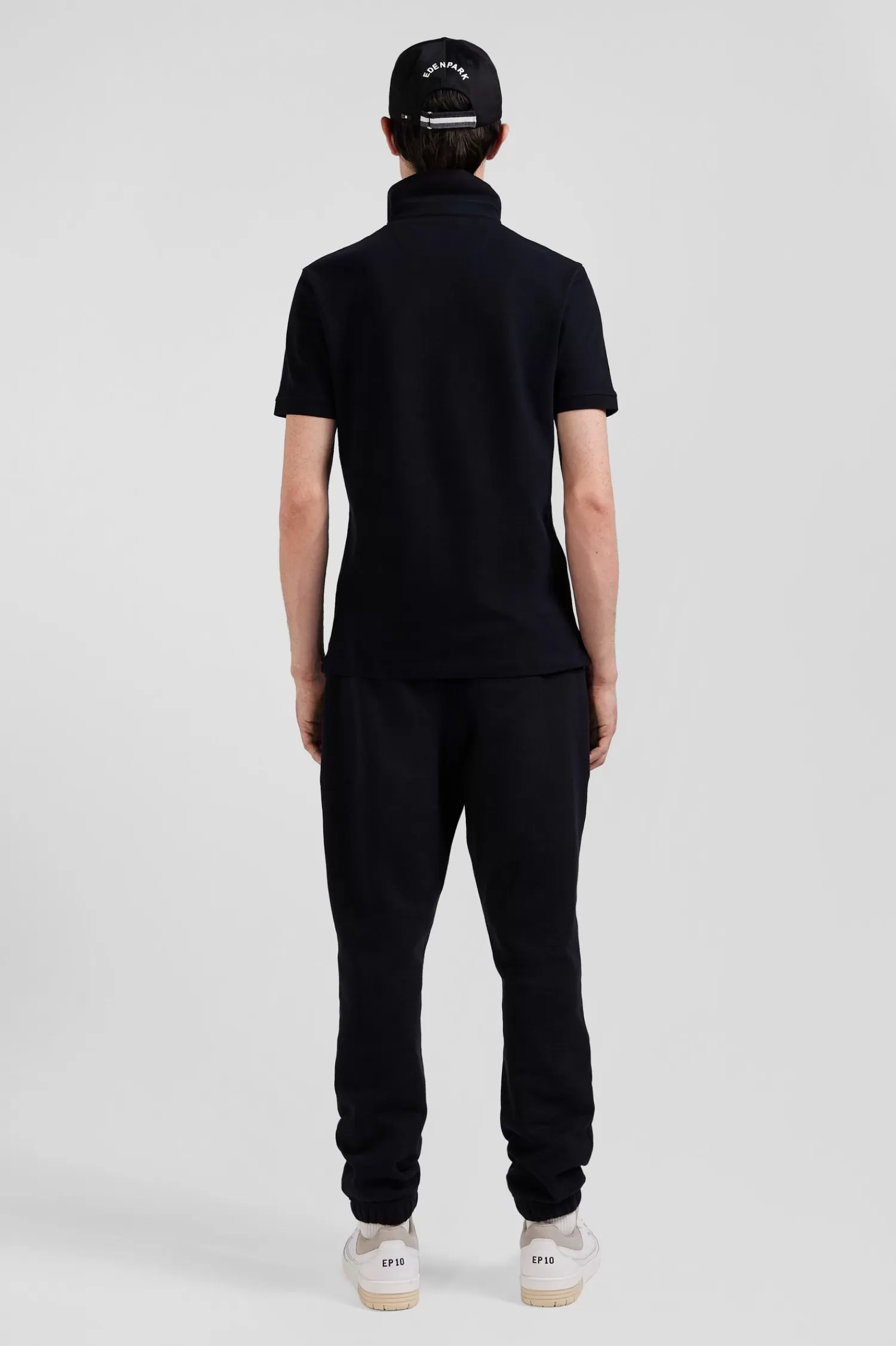slim_black_shortsleeved_cotton_piqu_polo_shirt_5.webp Eden Park Slim black short-sleeved cotton piqué polo shirt< Polos