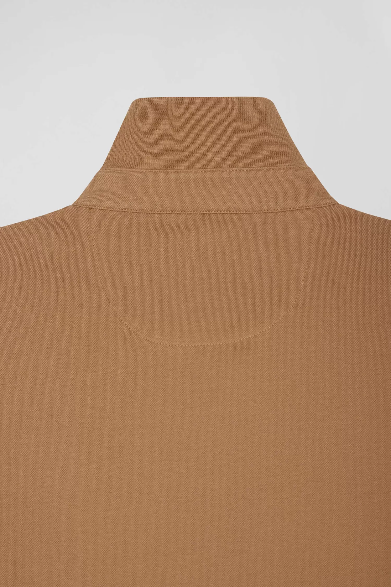 slim_camel_longsleeved_cotton_piqu_polo_shirt_8.webp Eden Park Slim camel long-sleeved cotton piqué polo shirt< Polos