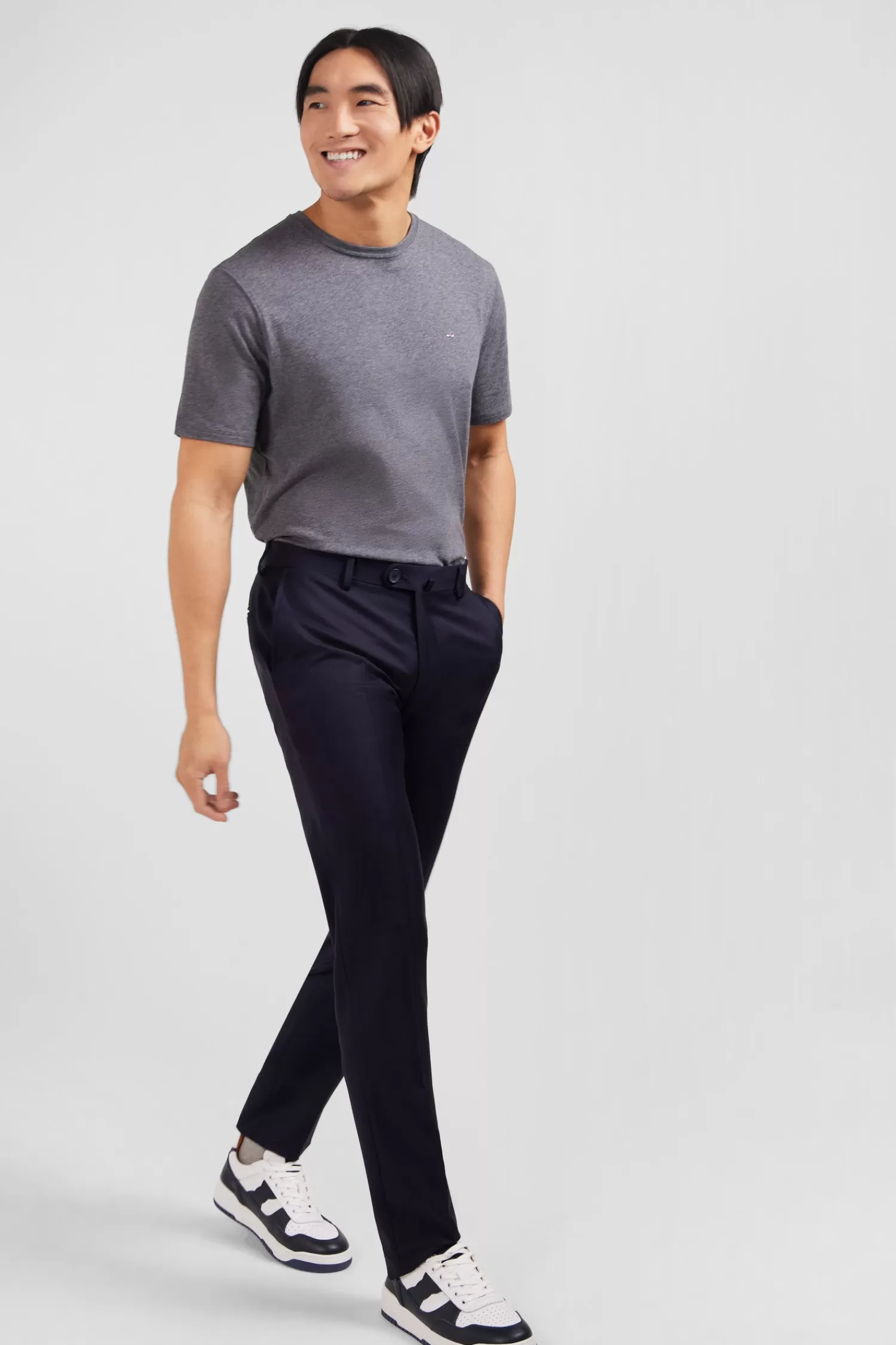 slim_dark_blue_wool_trousers_with_broken_fold_3.webp Eden Park Slim dark blue wool trousers with broken fold< Pants