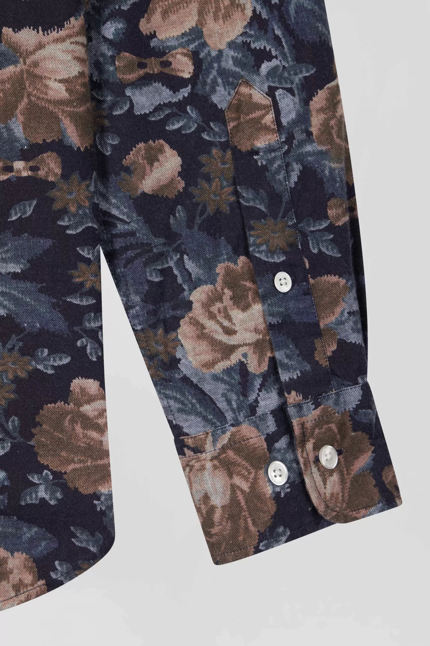 slim_navy_blue_floral_print_cotton_flannel_shirt_8.webp Eden Park Slim navy blue floral print cotton flannel shirt< Shirts