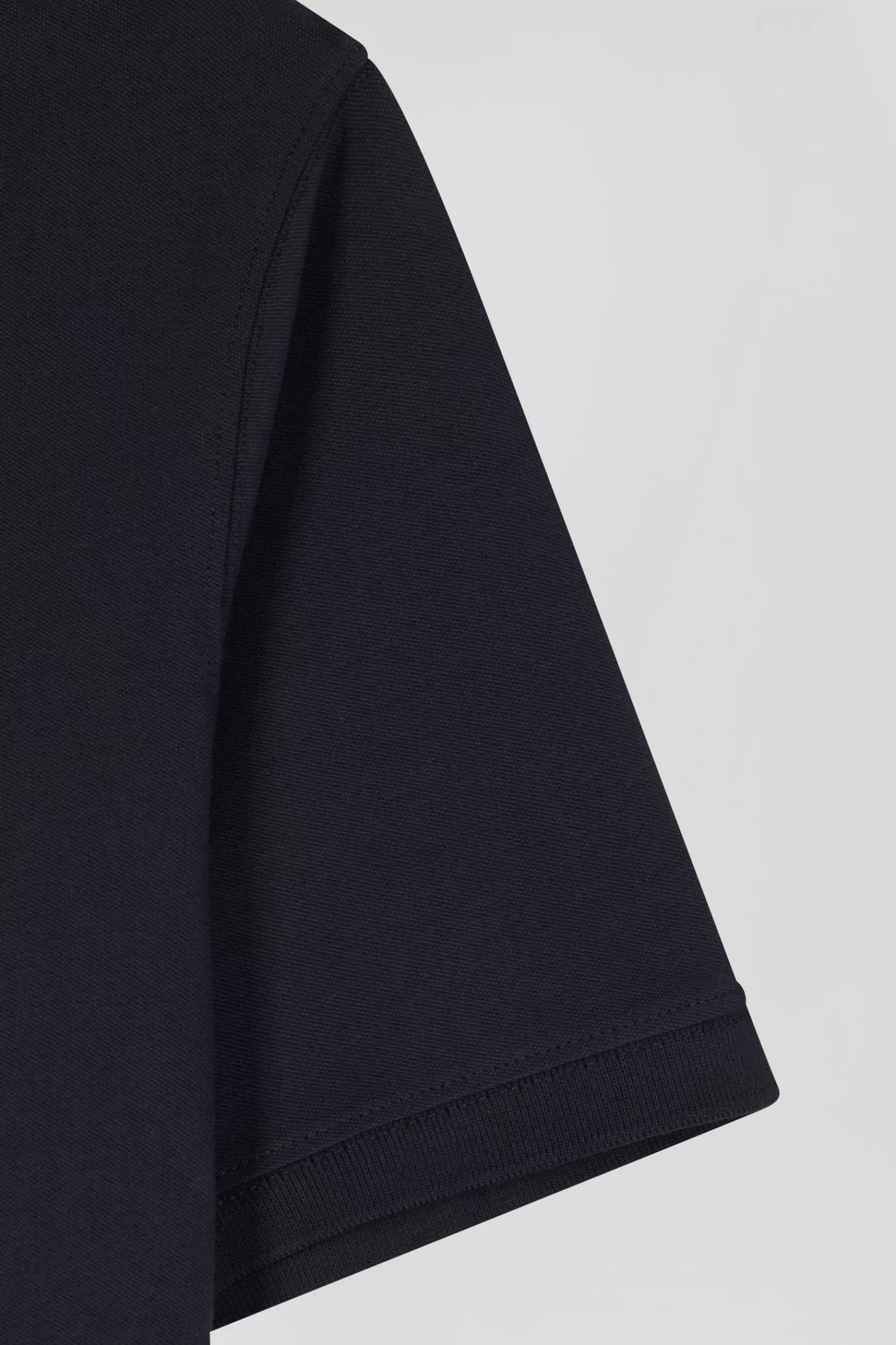 slim_navy_blue_shortsleeved_cotton_piqu_polo_shirt_6.webp Eden Park Slim navy blue short-sleeved cotton piqué polo shirt< Polos