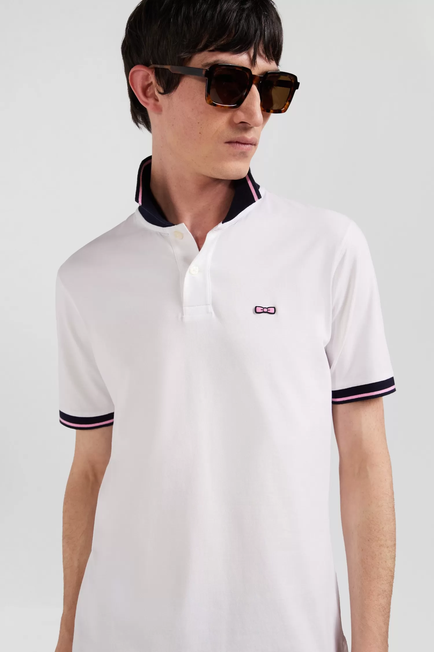 slim_white_shortsleeved_stretch_cotton_polo_shirt_with_eden_park_jacquard_collar_2.webp Eden Park Slim white short-sleeved stretch cotton polo shirt with jacquard collar< Polos