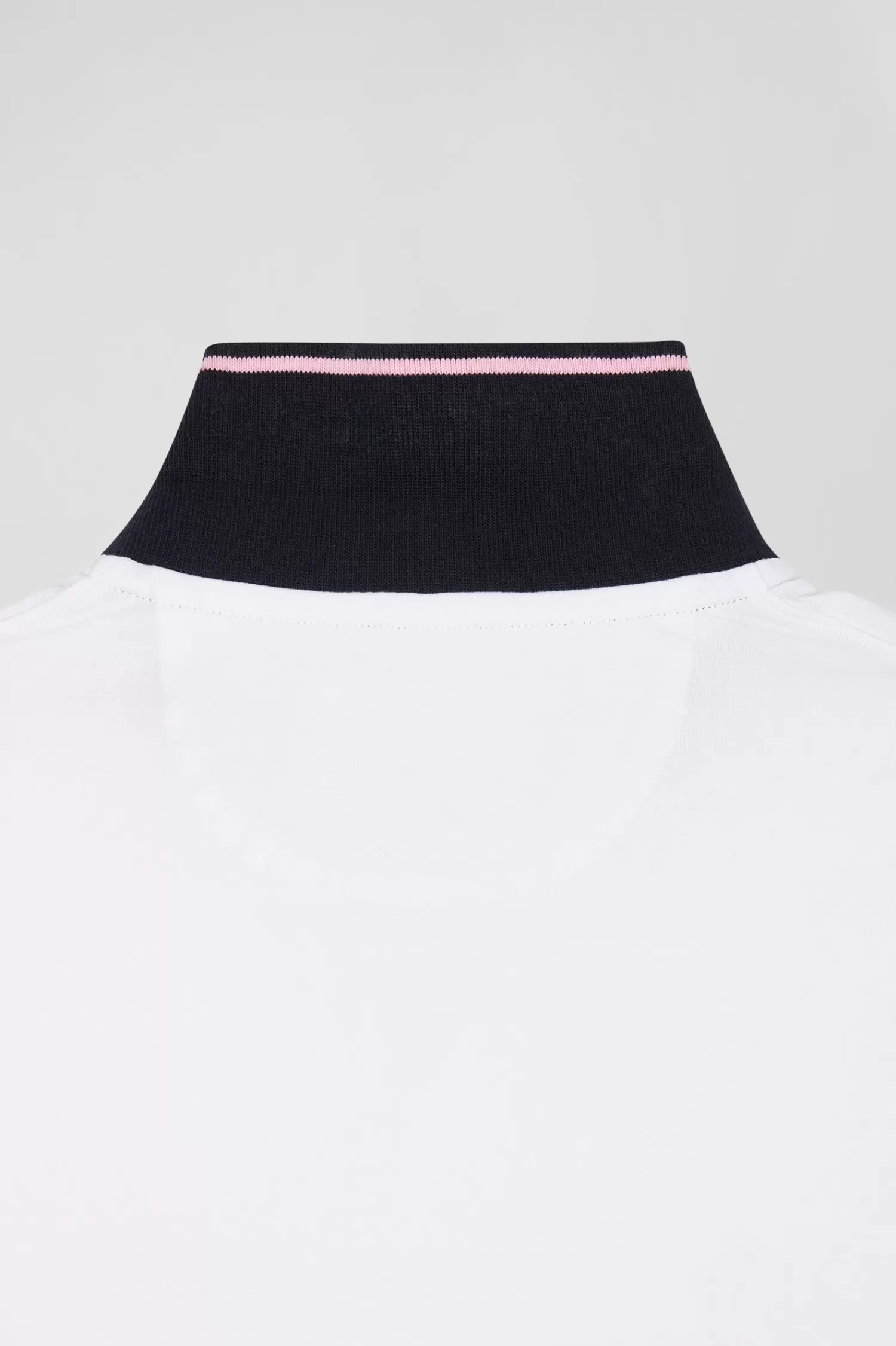 slim_white_shortsleeved_stretch_cotton_polo_shirt_with_eden_park_jacquard_collar_7.webp Eden Park Slim white short-sleeved stretch cotton polo shirt with jacquard collar< Polos