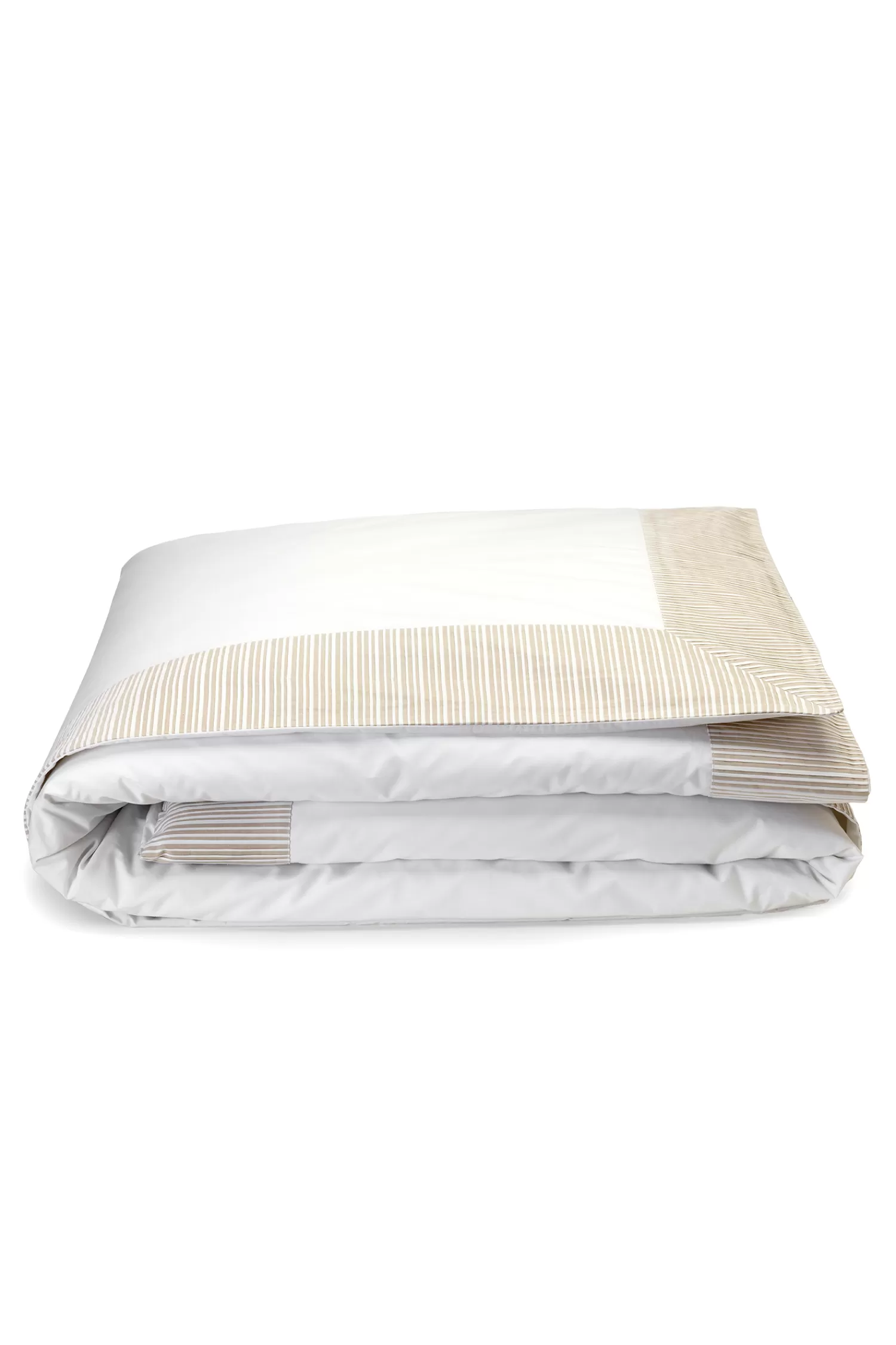 Eden Park White and beige comforter cover< Duvet Covers
