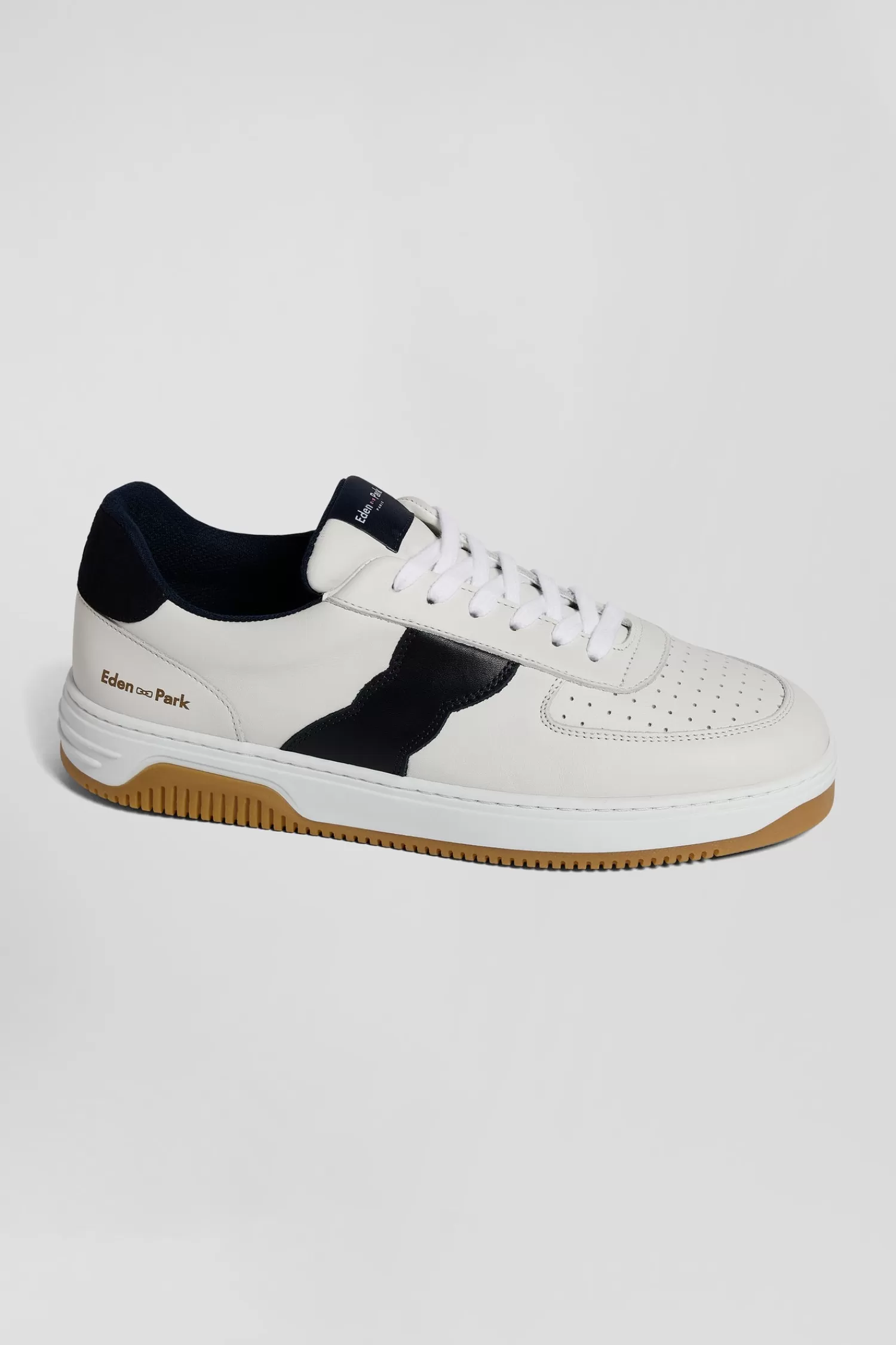 Eden Park White low-top leather sneakers with navy blue cut-out< Sneakers
